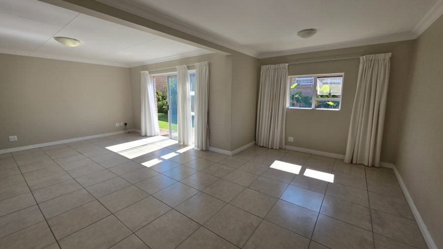 2 Bedroom Property for Sale in Groenkloof Retirement Village Western Cape